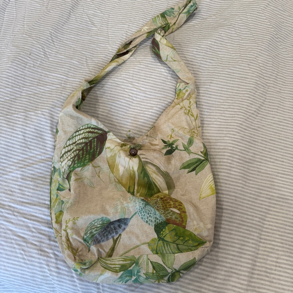 Floral Green and Cream Women's Bag